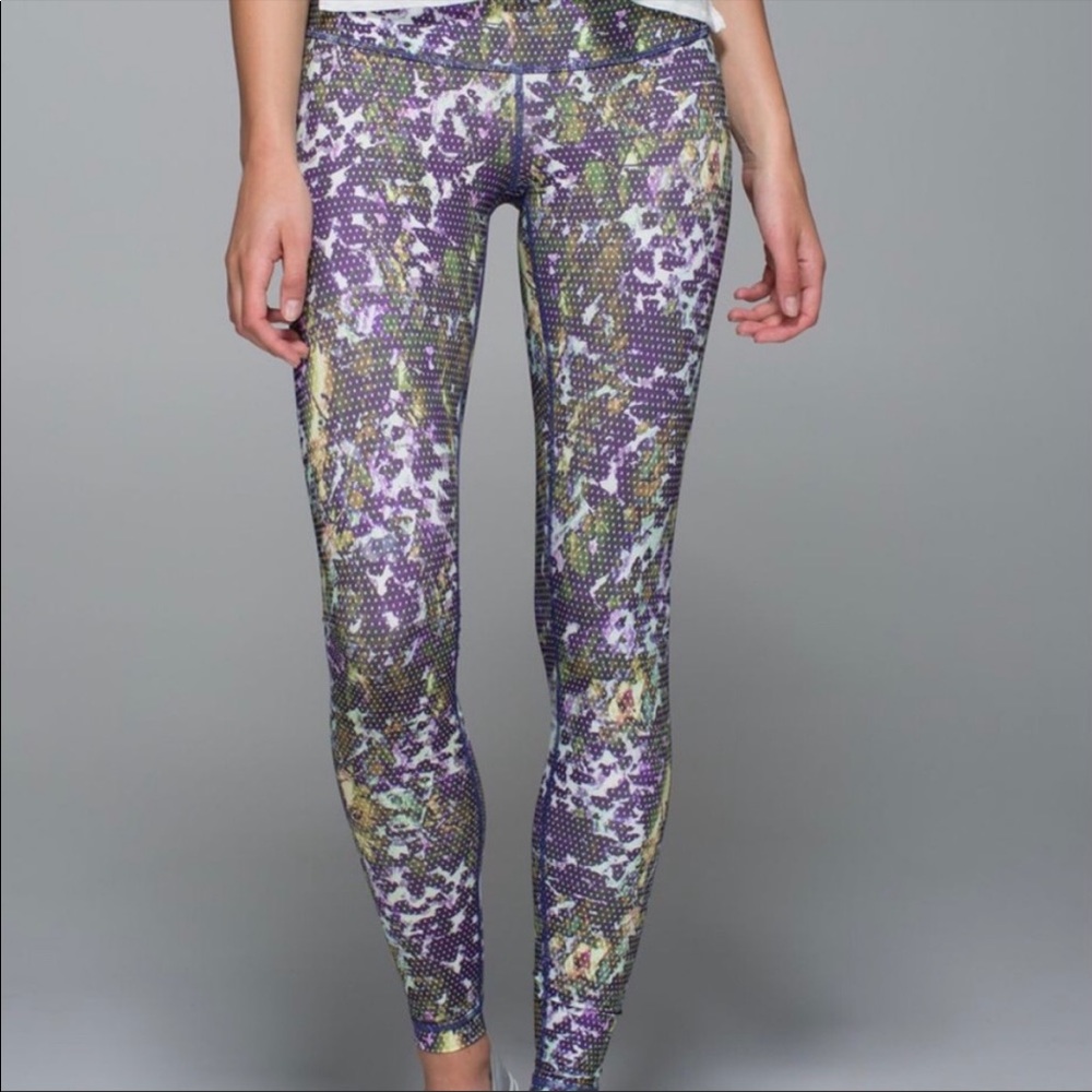 Lululemon Wunder Full on Luxtreme Floral